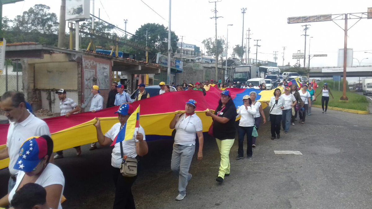 En San Antonio de Los Altos se concentraron este #16Sep