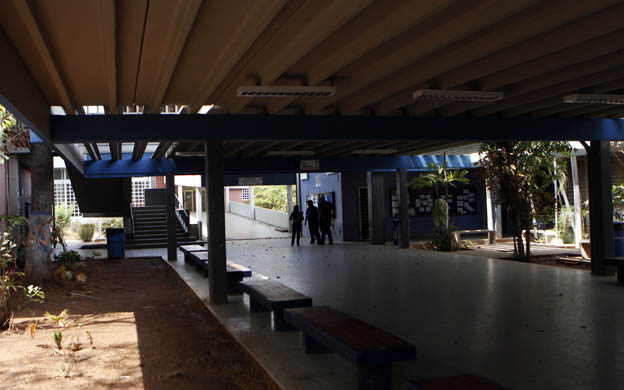 pesar de la sentencia dictada por el TSJ la cual señalaba el inicio incondicional a clases en LUZ, el ausentismo reino en la casa de estudios. Foto: La Verdad 