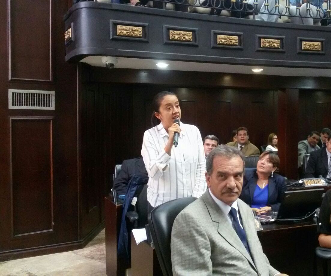 Gaby Arellano: Los Clap es sólo la muestra de la discriminación política en Venezuela