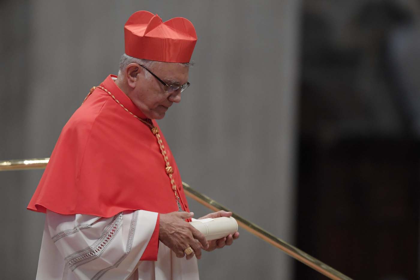 Cardenal Baltazar Porras asegura que única forma de lograr soluciones a problemas nacionales es sentándose y exigiendo