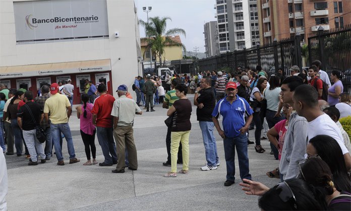 Pensionado murió tras tres horas en la cola del banco Bicentenario