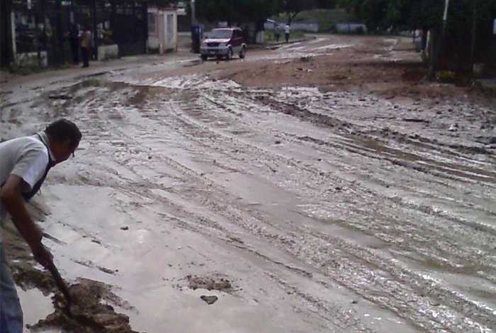 Un fallecido y varios desaparecidos tras fuertes lluvias en Lara