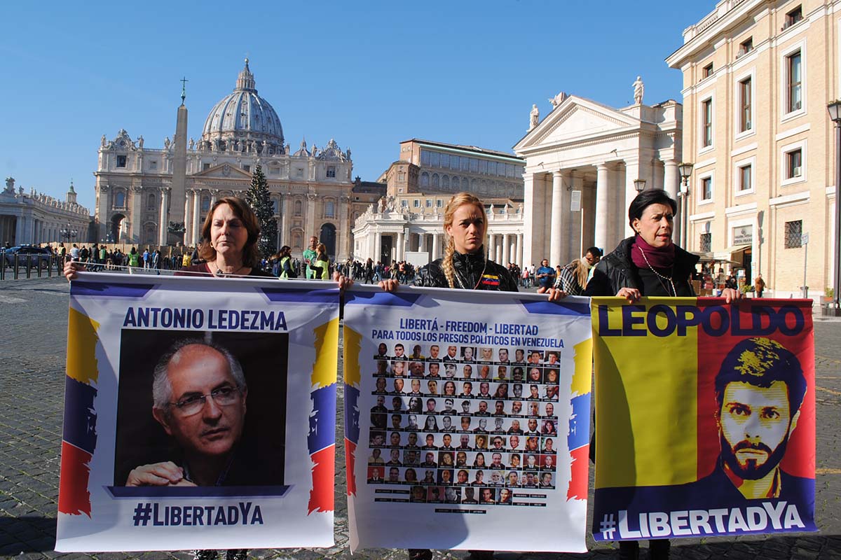 Mitzy de Ledezma: No basta pedir la paz, hay que creer en ella