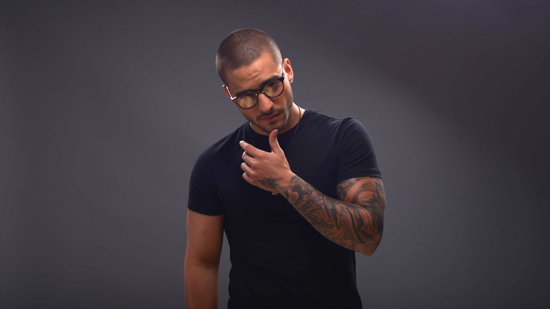 ¡Parcerito! Sexymente empijamado Maluma celebra sus 23 añitos (FOTO)