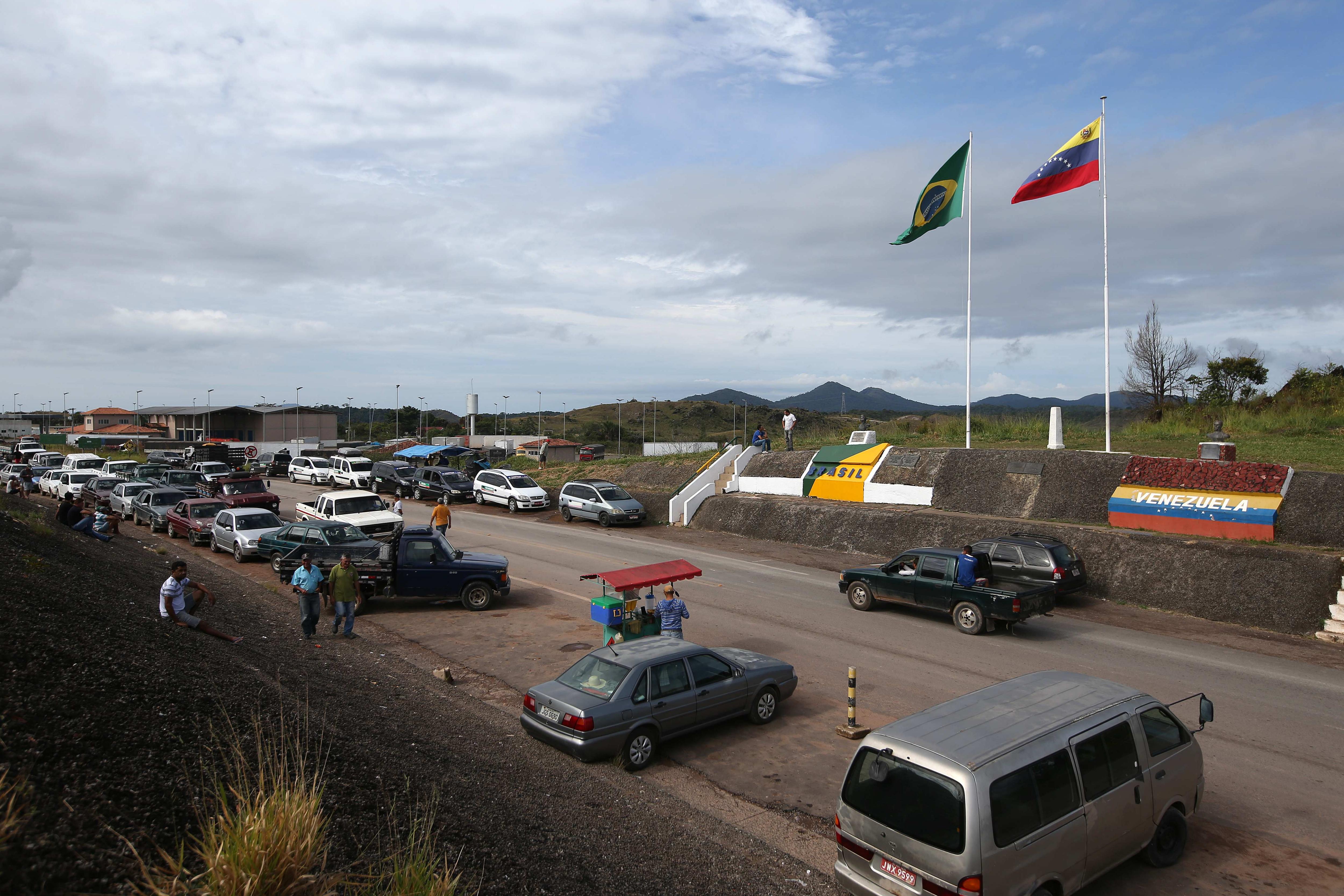 Reabren completamente la frontera entre Venezuela y Brasil