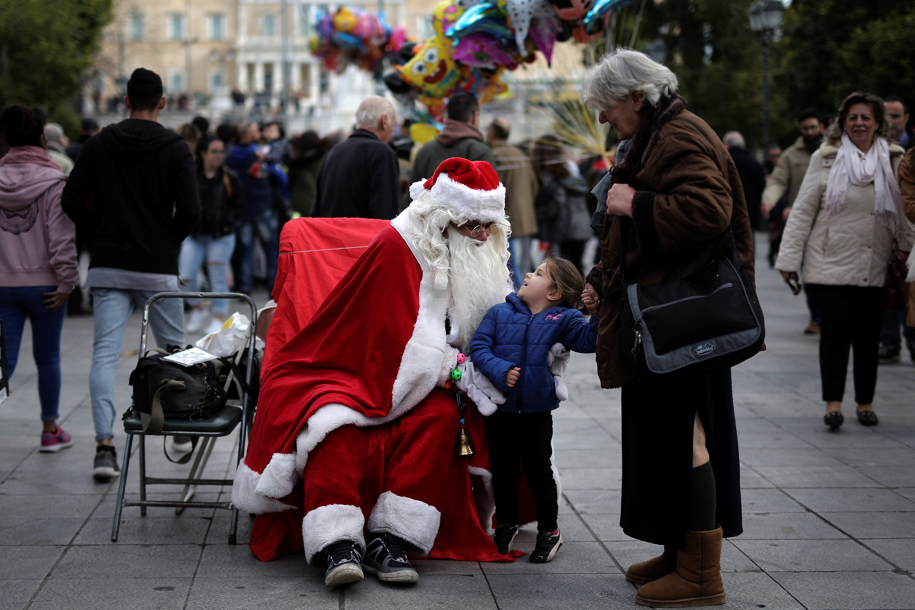 ¡Por malvado! Despedido por negar existencia de Papá Noel en “show” infantil