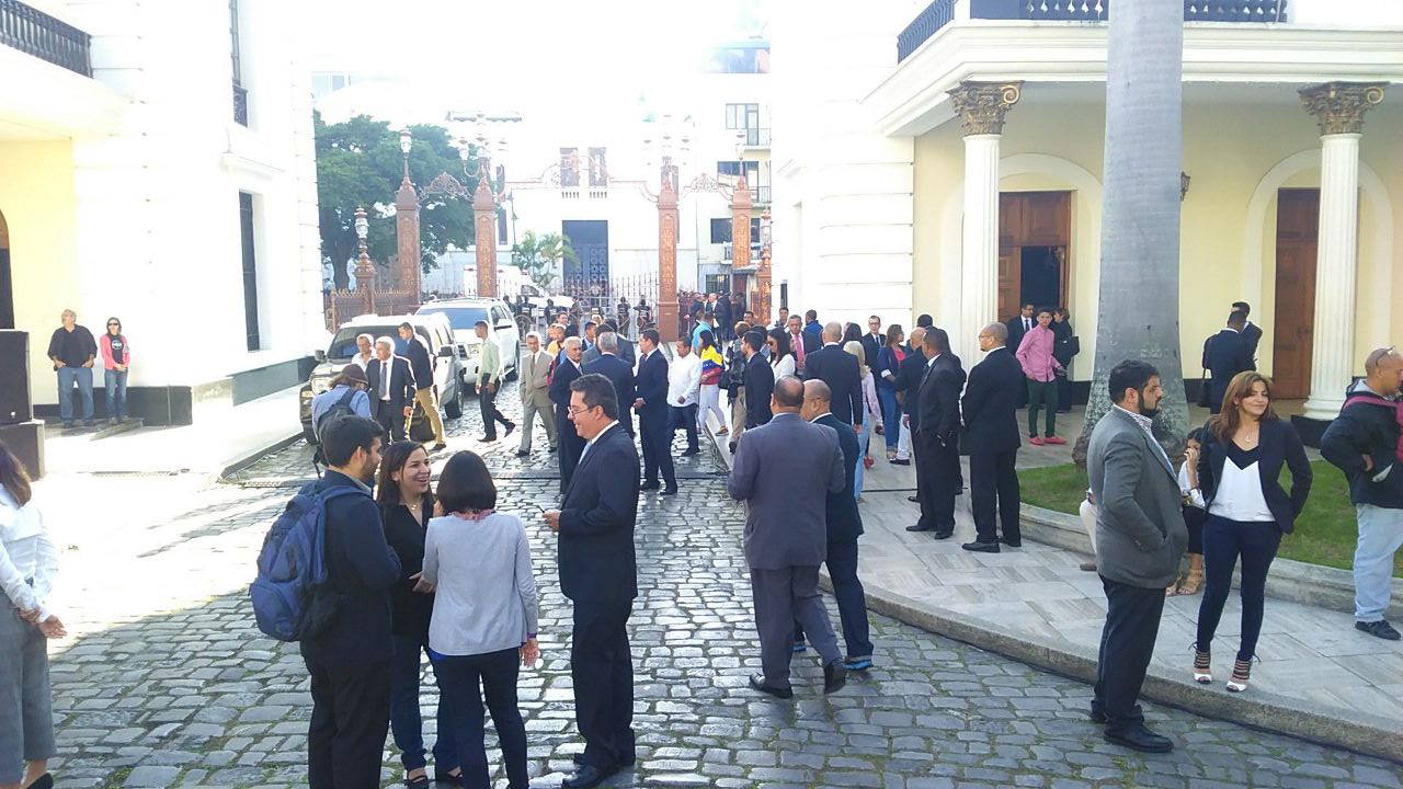 Así se encuentra la Asamblea Nacional antes de la instalación (Fotos)