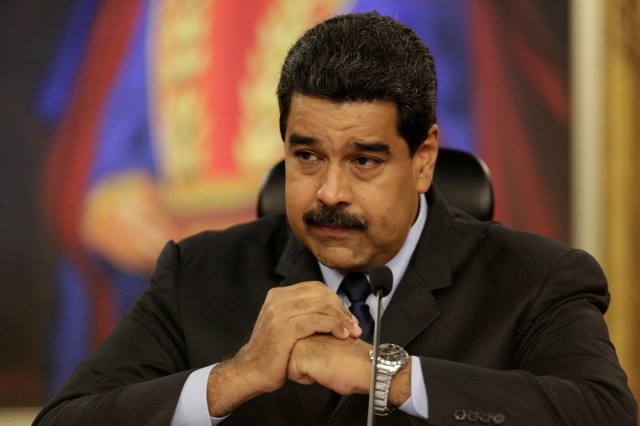 Venezuela's President Nicolas Maduro talks to the media during a news conference at Miraflores Palace in Caracas, Venezuela January 18, 2017. REUTERS/Marco Bello