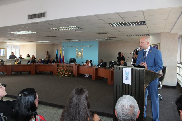 Leonardo Fernández: Daré marco jurídico al compromiso con la esperanza de superación de la juventud maracaibera