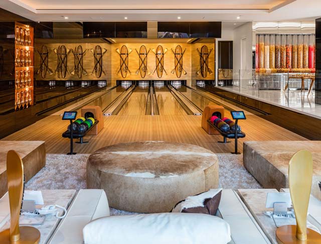 ¿Jugar a los bolos? Todo está permitido en la mansión de Bokowsky (BAM Luxury Development)