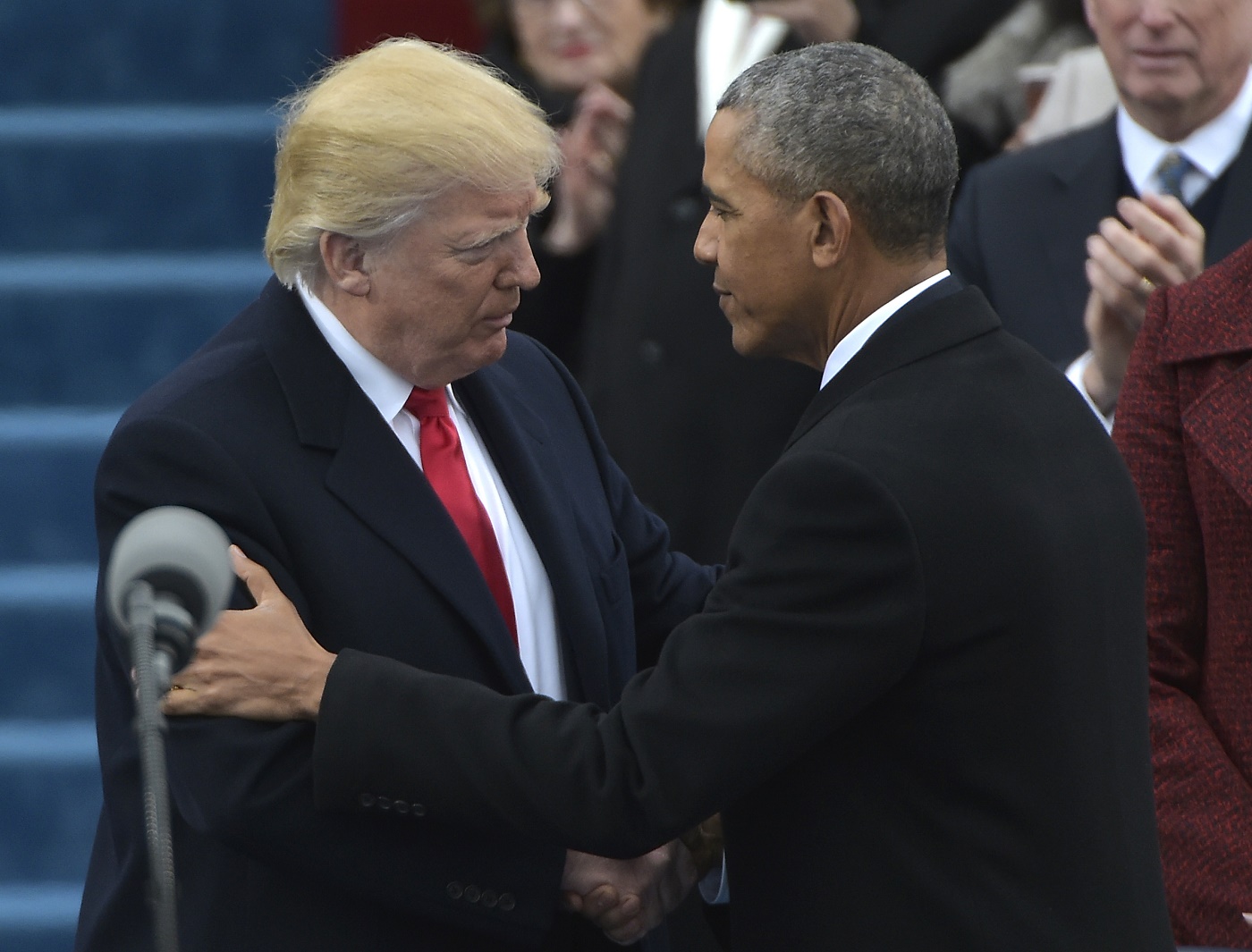 Trump acusa a Obama de intervenir sus teléfonos antes de las elecciones