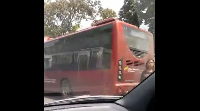 El Metro de Caracas cerró y los Metrobuses los usaron para trasladar a chavistas