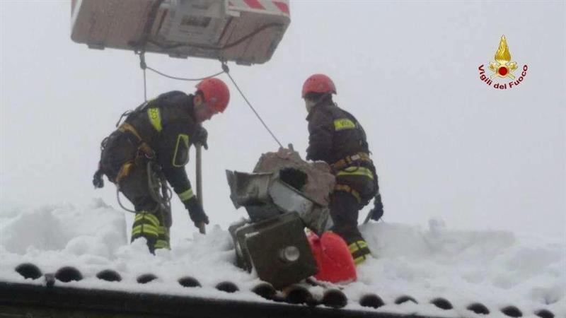 Sube a 15 la cifra de muertos en hotel en Italia tras hallar otro cadáver