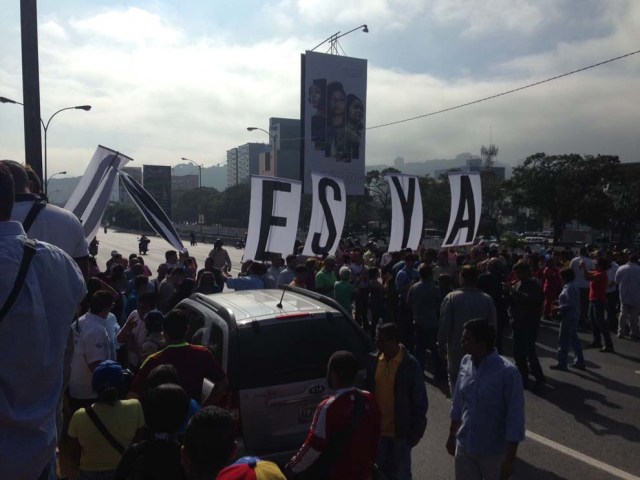 Autopista 24 de Enero