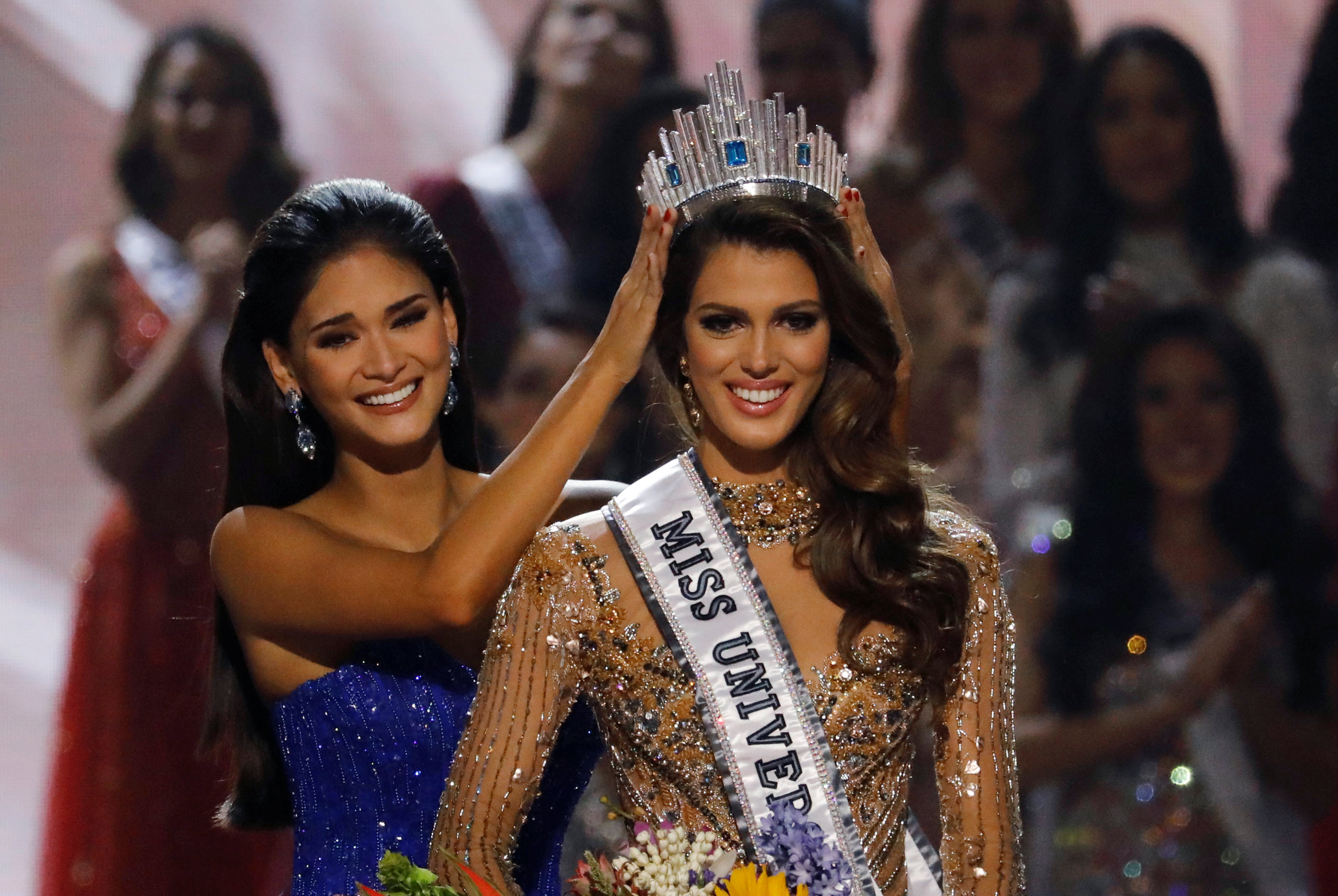 Viajera, inquieta y sensual: Así es la francesa Iris Mittenaere, nueva Miss Universo