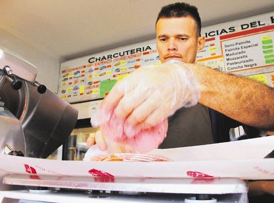 Quincena se diluye en solo 2 compras en panaderías del Zulia