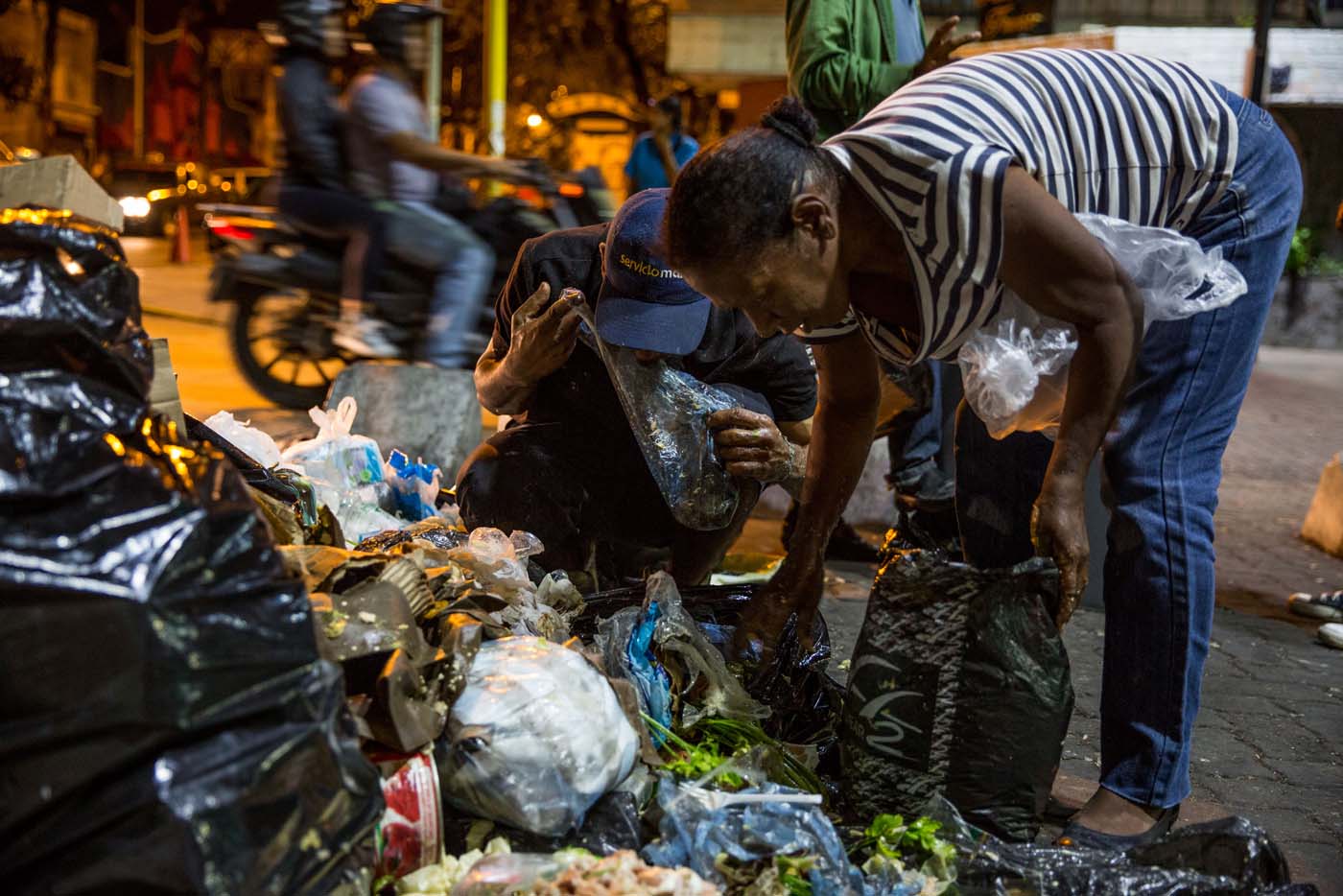 “Los bonos del hambre” por @ricardo_hausman