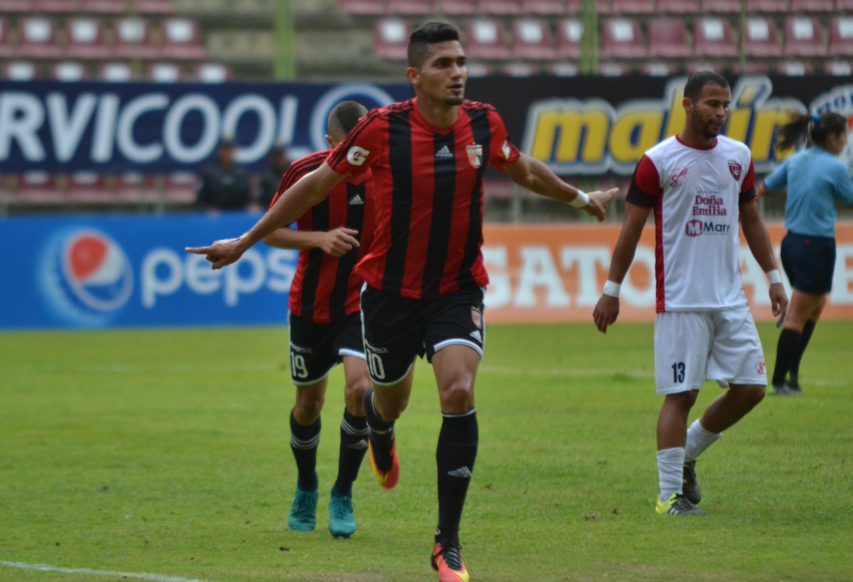 Deportivo Lara golea al Portuguesa y lidera el Torneo Apertura