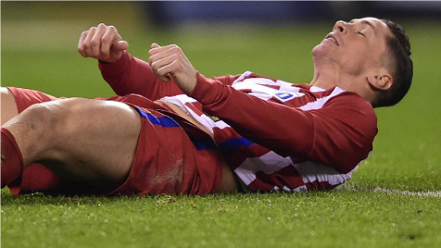 Esto fue lo que dijo Fernando Torres tras el “tortazo” que se dio en el partido con el Atlético