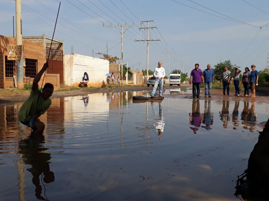 Fernández: “Mostraremos a Hidrolago una radiografía de los colectores colapsados en Maracaibo”