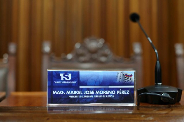 A sign with the name of Venezuela's Supreme Court President Maikel Moreno, is seen before a news conference at the Supreme Court of Justice (TSJ) in Caracas, Venezuela April 1, 2017 REUTERS/Carlos Garcia Rawlins