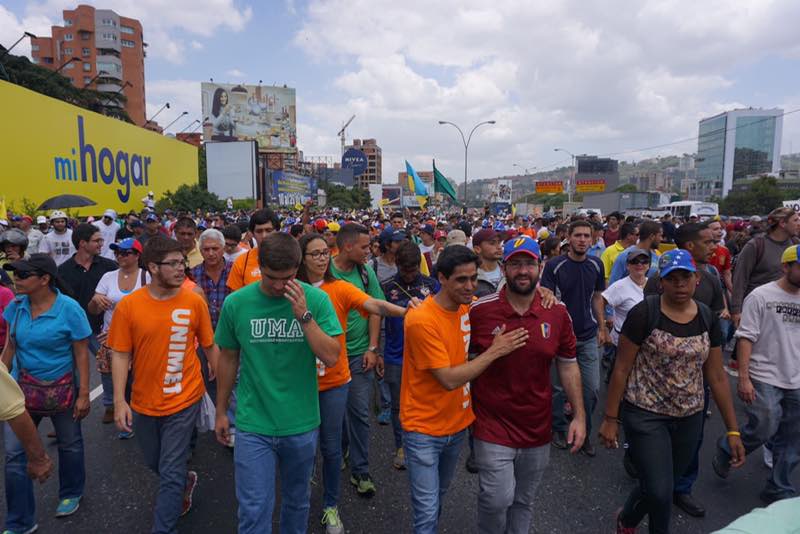 Fincheltub: Alertamos al mundo que la GNB y PNB cometen excesos contra manifestantes