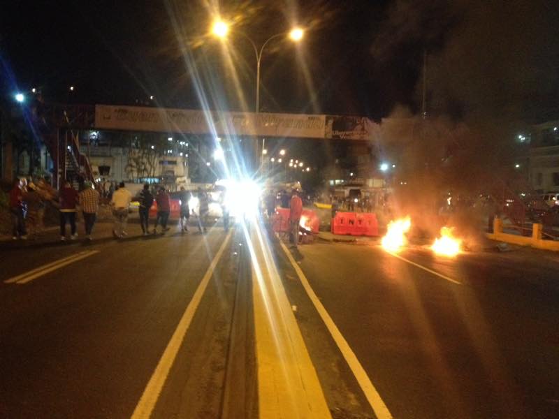 Protestan en la recta de Las Minas en Miranda