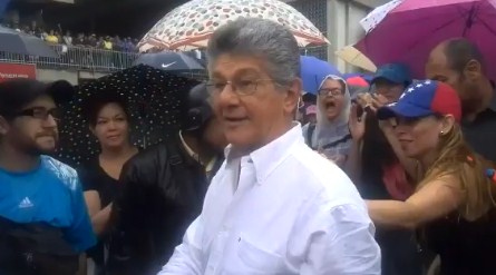 Ramos Allup: Primero se van a cansar ellos de reprimir que nosotros de protestar