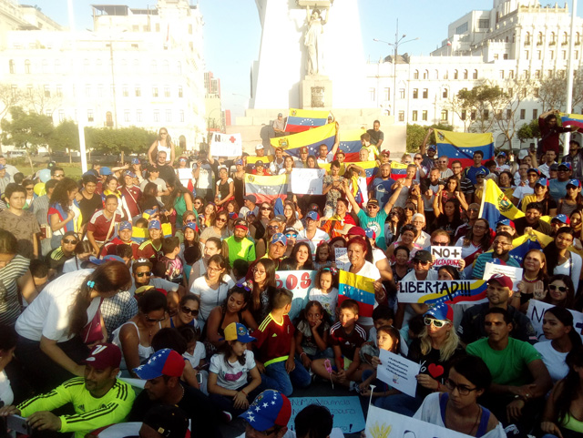 Venezolanos en Lima, Perú protestaron contra el régimen de Maduro