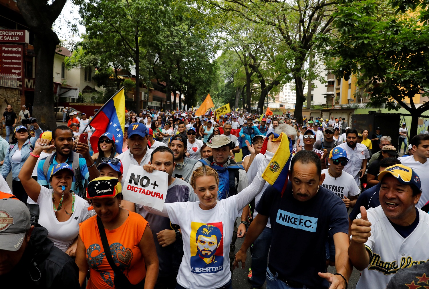 Lilian Tintori: Caminen con la fe de que la Guardia Nacional no nos va a disparar