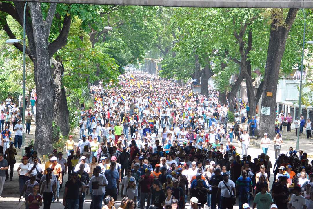 Juan Andrés Mejía: Venezolanos se movilizan a nivel nacional y Gobierno se atrinchera en centro de Caracas