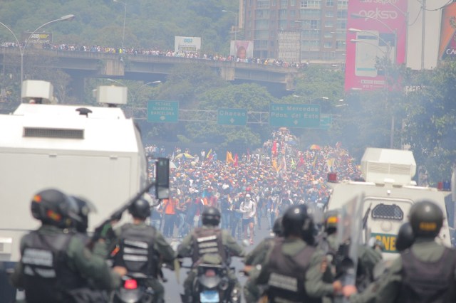 Represion_26A_LaPatilla (1)