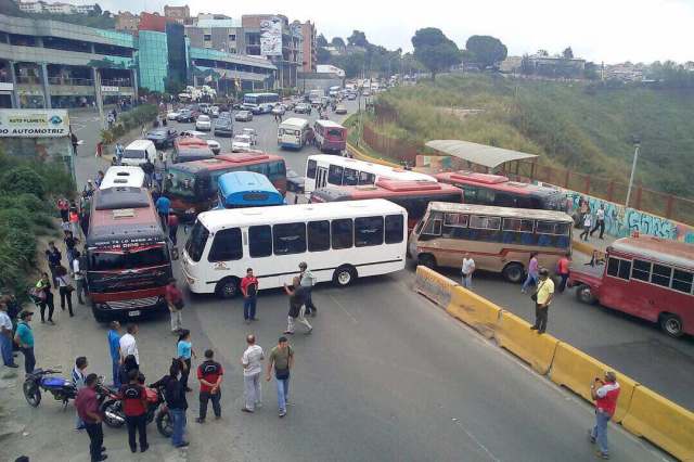 GNB tranca panamericana1