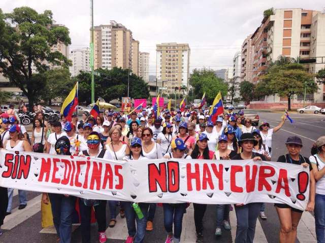 Mujeres marchan en Valencia este sábado 29 de abril