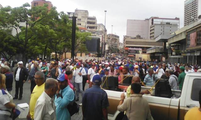 Plaza Brión, Chacaíto (foto @HAIDYRODRIGUEZ)