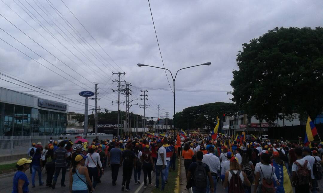 Valencia se lanzó en pleno a la calle este #1May (Fotos)