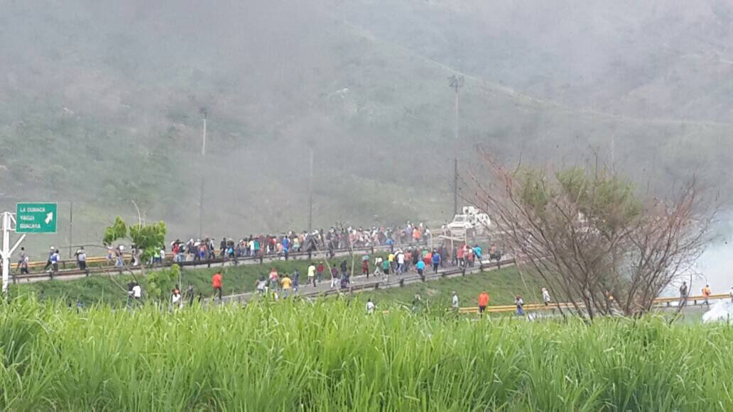 Reportan heridos de bala en Los Tulipanes, San Diego, estado Carabobo, por represión GNB (VIDEO)