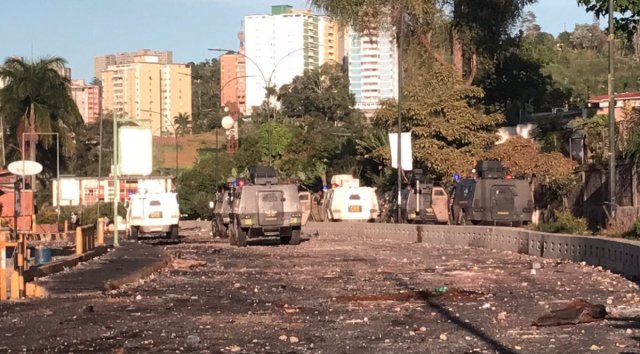 Represión en San Antonio / Foto: @anitam2483