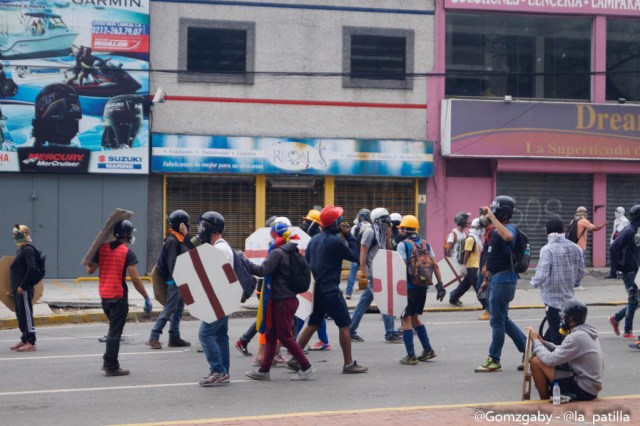 GN efectuó fuerte represión en Caracas este 3 de mayo. Foto: lapatilla.1eye.us / Gabriela Gómez