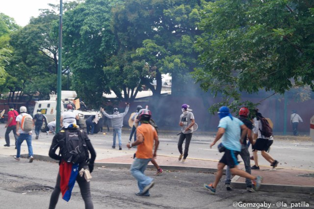 GN efectuó fuerte represión en Caracas este 3 de mayo. Foto: lapatilla.1eye.us / Gabriela Gómez