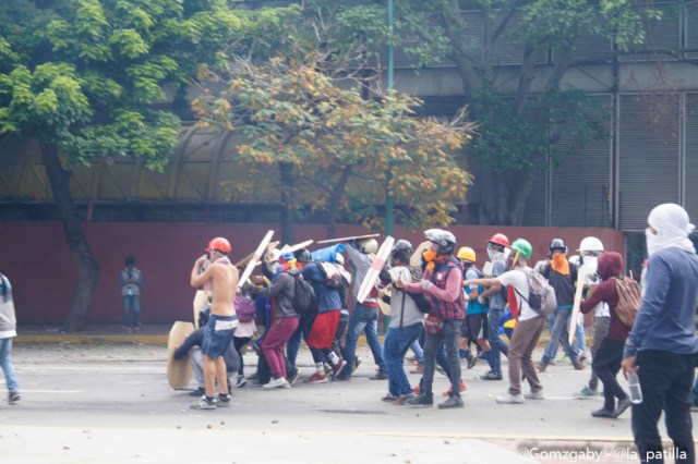 GN efectuó fuerte represión en Caracas este 3 de mayo. Foto: lapatilla.1eye.us / Gabriela Gómez