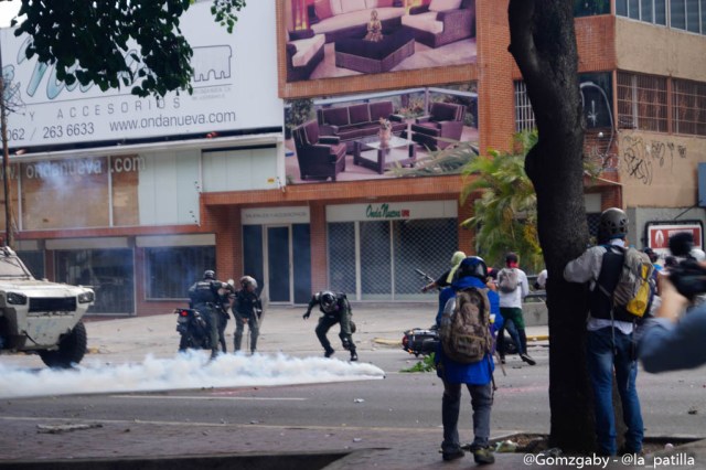 GN efectuó fuerte represión en Caracas este 3 de mayo. Foto: lapatilla.1eye.us / Gabriela Gómez