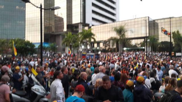 Opositores se concentraron en Caracas este #17May en honor a los caídos durante protestas Foto: Eduardo Ríos / lapatilla.1eye.us