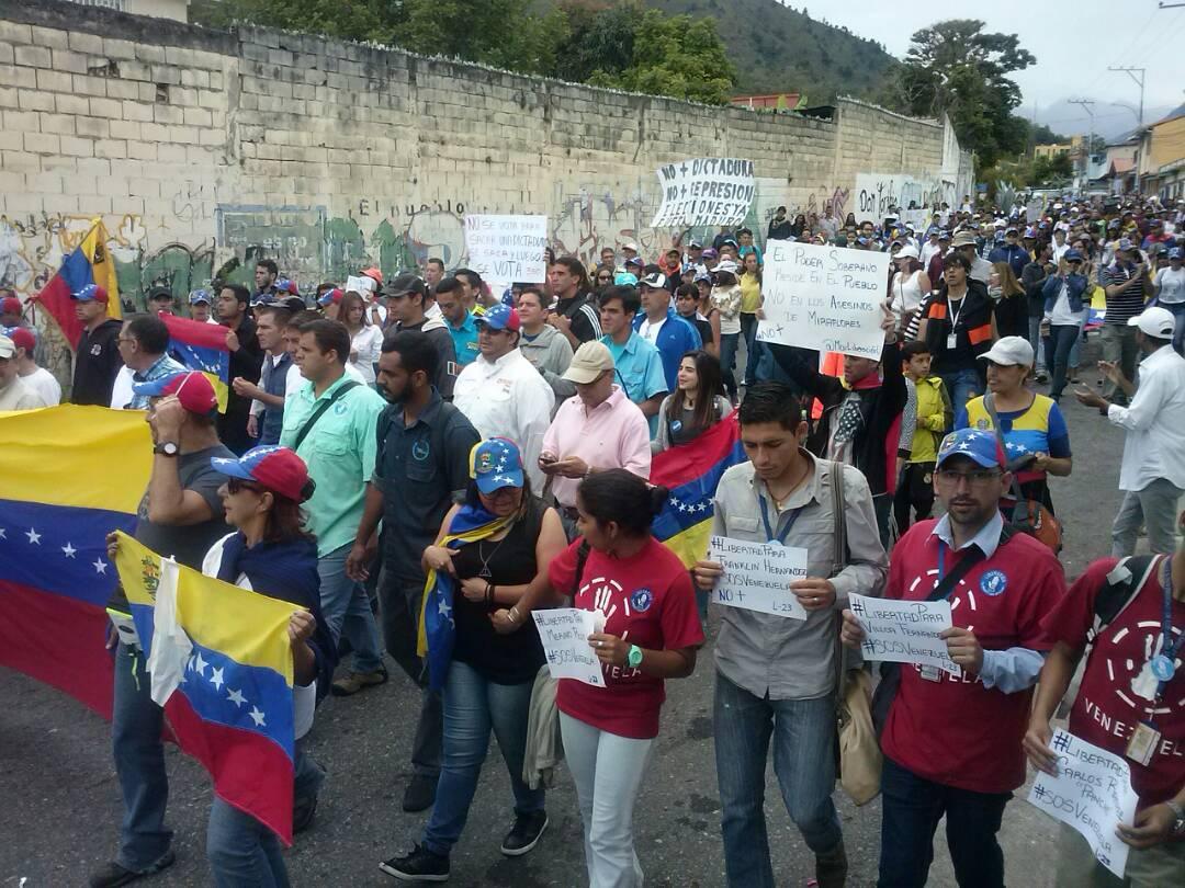 Merideños marcharon contra la Constituyente este #24May (fotos)