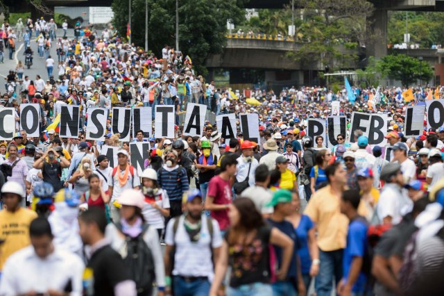 Marcha del 31 de marzo contra la Constituyente de Maduro.  / AFP PHOTO / FEDERICO PARRA