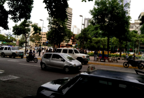 Detienen a joven durante allanamiento en Plaza Altamira #1Jun