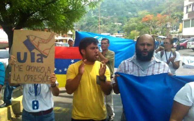 Foto: Diputado Conrado Pérez en protesta / Prensa