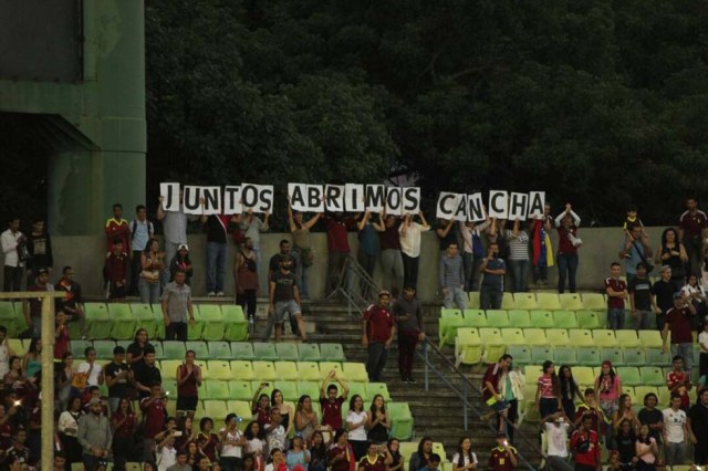 ¡Campeones en nuestros corazones! Las imágenes que no viste del recibimiento de la Vinotinto Sub 20. Foto: Eduardo Ríos / lapatilla.1eye.us