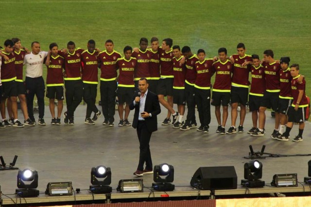 ¡Campeones en nuestros corazones! Las imágenes que no viste del recibimiento de la Vinotinto Sub 20. Foto: Eduardo Ríos / lapatilla.1eye.us