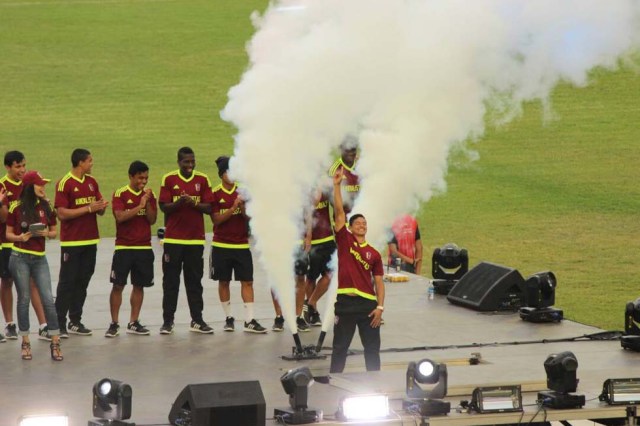 ¡Campeones en nuestros corazones! Las imágenes que no viste del recibimiento de la Vinotinto Sub 20. Foto: Eduardo Ríos / lapatilla.1eye.us